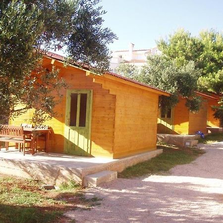 Bungalows Starine Tribunj Tribalj Esterno foto